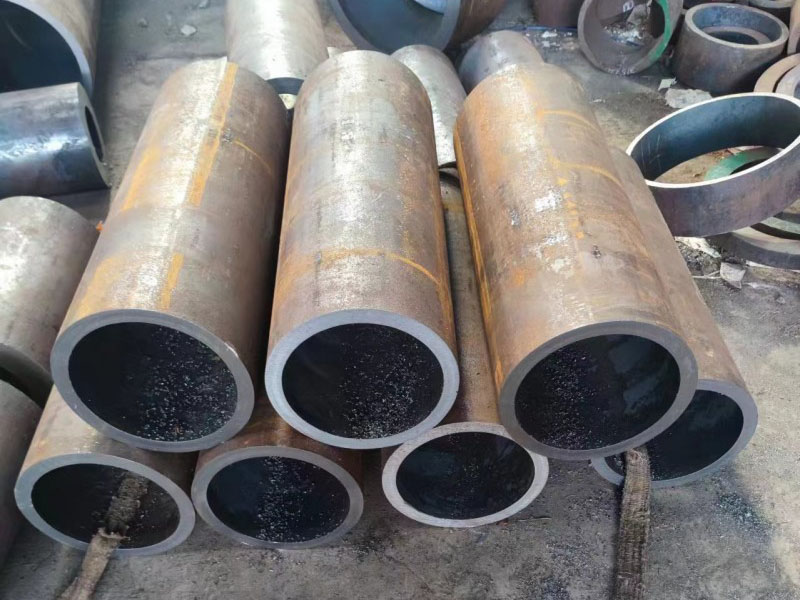 石拐12Cr1MovG无缝钢管切割