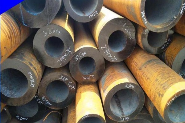 石拐石拐石拐42CrMo无缝钢管 汽车工程机械配件合金无缝管 石拐石拐石拐42CrMo无缝钢管 汽车工程机械配件合金无缝管